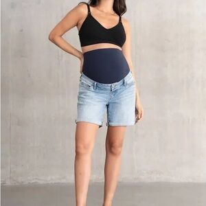 NWT Seraphine Over the Bump Denim Maternity Shorts Light Vintage size 10